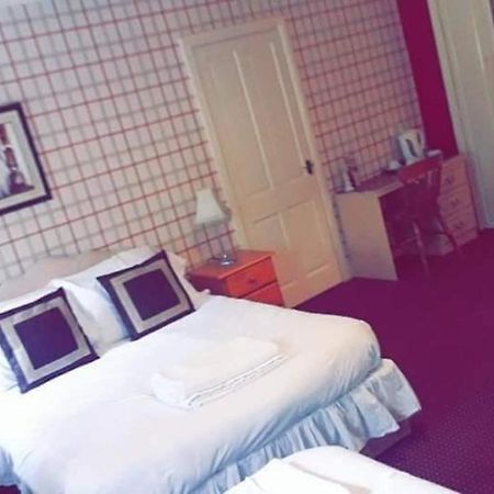 Bertie Pontypridd Hotel Trehafod Ngoại thất bức ảnh